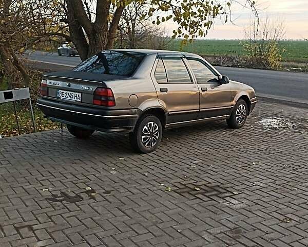 Серый Рено 19, объемом двигателя 1.7 л и пробегом 220 тыс. км за 1200 $, фото 6 на Automoto.ua