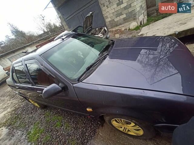 Серый Рено 19, объемом двигателя 1.72 л и пробегом 135 тыс. км за 1300 $, фото 1 на Automoto.ua