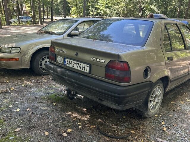 Серый Рено 19, объемом двигателя 1.7 л и пробегом 200 тыс. км за 500 $, фото 5 на Automoto.ua