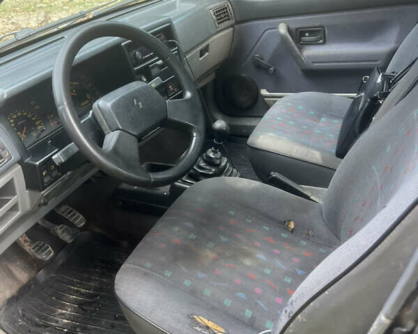 Серый Рено 19, объемом двигателя 1.4 л и пробегом 230 тыс. км за 500 $, фото 11 на Automoto.ua