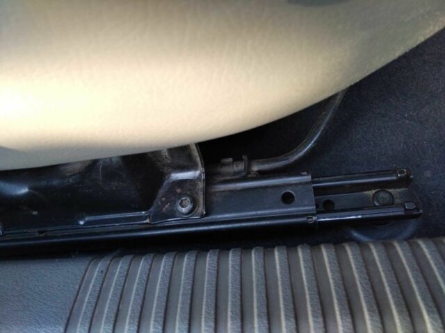 Сірий Рено 19, об'ємом двигуна 1.4 л та пробігом 190 тис. км за 1323 $, фото 10 на Automoto.ua