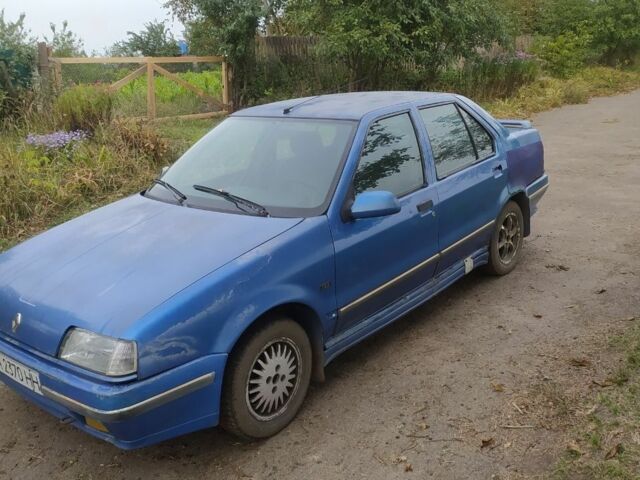 Рено 19 1990 в Фастове на Automoto.ua Синий Рено 19, объемом двигателя 0 л и пробегом 300 тыс. км за 715 $, фото 5 на Automoto.ua