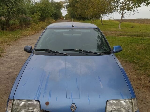 Рено 19 1990 в Фастове на Automoto.ua Синий Рено 19, объемом двигателя 0 л и пробегом 300 тыс. км за 715 $, фото 7 на Automoto.ua