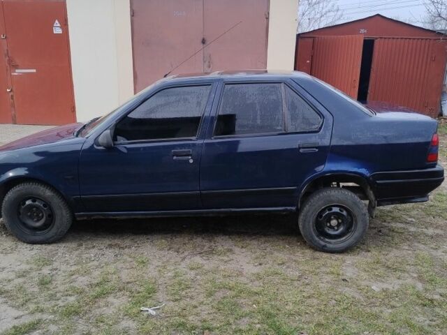 Синий Рено 19, объемом двигателя 1.7 л и пробегом 212 тыс. км за 800 $, фото 2 на Automoto.ua