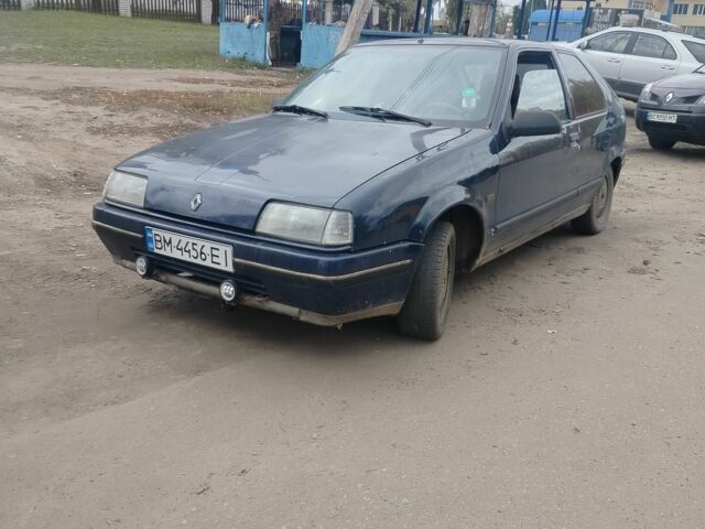 Синий Рено 19, объемом двигателя 1.4 л и пробегом 368 тыс. км за 900 $, фото 1 на Automoto.ua