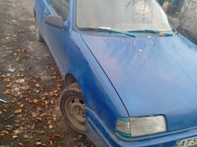 Синий Рено 19, объемом двигателя 1.4 л и пробегом 160 тыс. км за 350 $, фото 1 на Automoto.ua