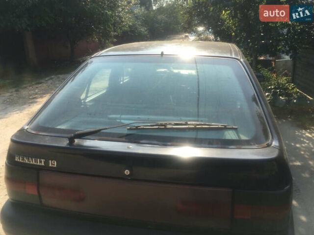 Синій Рено 19, об'ємом двигуна 0 л та пробігом 400 тис. км за 1318 $, фото 4 на Automoto.ua
