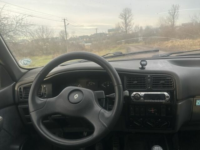 Синій Рено 19, об'ємом двигуна 1.4 л та пробігом 2 тис. км за 451 $, фото 1 на Automoto.ua