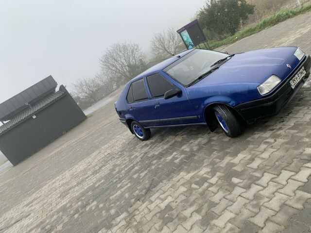 Рено 19 1993 в Кельменцах на Automoto.ua Синий Рено 19, объемом двигателя 1.4 л и пробегом 350 тыс. км за 850 $, фото 3 на Automoto.ua