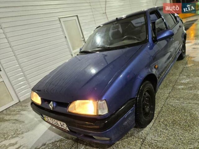 Синий Рено 19, объемом двигателя 1.6 л и пробегом 300 тыс. км за 650 $, фото 1 на Automoto.ua