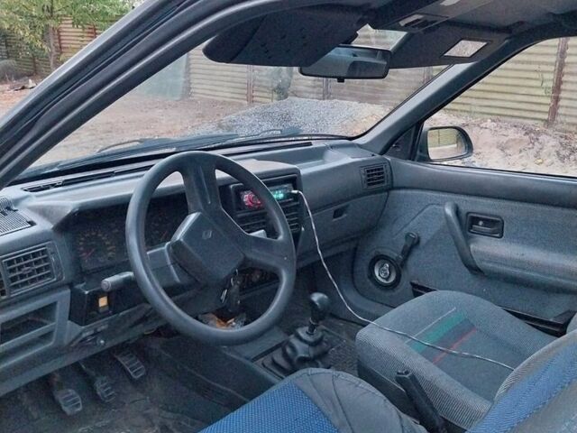 Синий Рено 19, объемом двигателя 0 л и пробегом 250 тыс. км за 1100 $, фото 1 на Automoto.ua