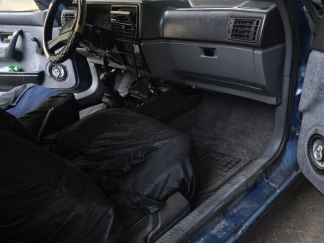 Синий Рено 19, объемом двигателя 0 л и пробегом 250 тыс. км за 1100 $, фото 6 на Automoto.ua