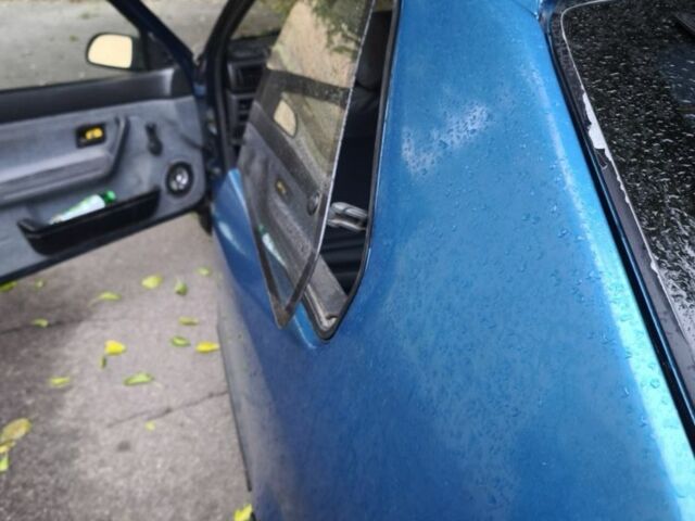 Синий Рено 19, объемом двигателя 0 л и пробегом 250 тыс. км за 1100 $, фото 5 на Automoto.ua