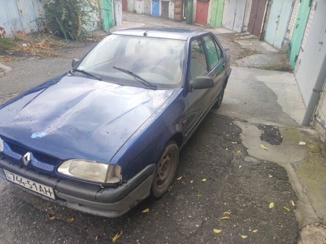 Синий Рено 19, объемом двигателя 1.4 л и пробегом 1000 тыс. км за 840 $, фото 3 на Automoto.ua
