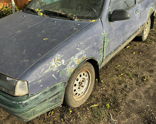 Синій Рено 19, об'ємом двигуна 1.7 л та пробігом 517 тис. км за 356 $, фото 4 на Automoto.ua