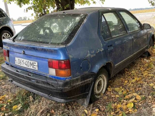 Синий Рено 19, объемом двигателя 1.7 л и пробегом 180 тыс. км за 300 $, фото 2 на Automoto.ua