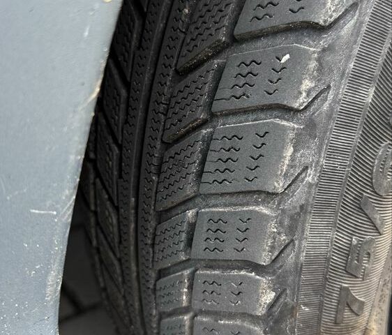 Синий Рено 19, объемом двигателя 1.7 л и пробегом 346 тыс. км за 800 $, фото 7 на Automoto.ua