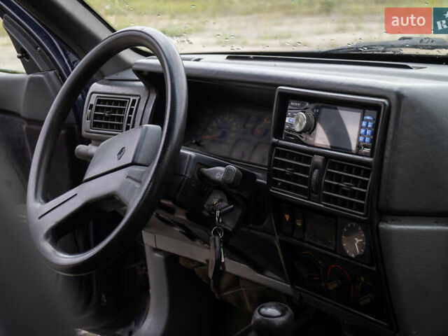 Синий Рено 19, объемом двигателя 1.39 л и пробегом 233 тыс. км за 1000 $, фото 5 на Automoto.ua