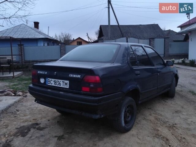 Синій Рено 19, об'ємом двигуна 1.72 л та пробігом 210 тис. км за 1200 $, фото 4 на Automoto.ua