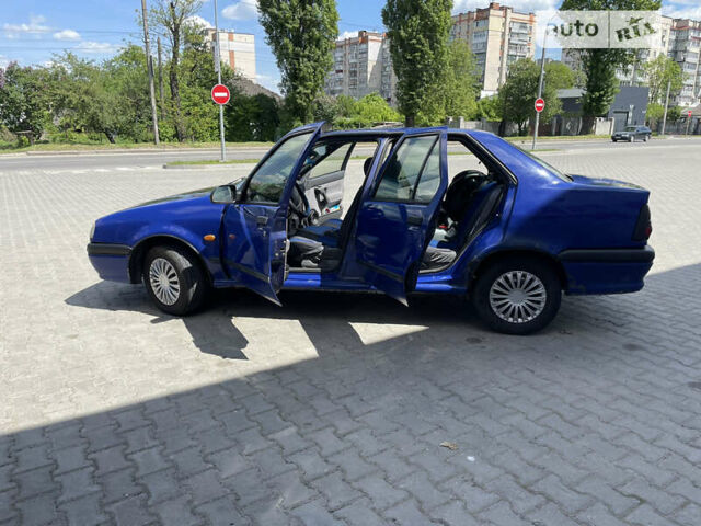 Синий Рено 19, объемом двигателя 1.8 л и пробегом 329 тыс. км за 1600 $, фото 15 на Automoto.ua