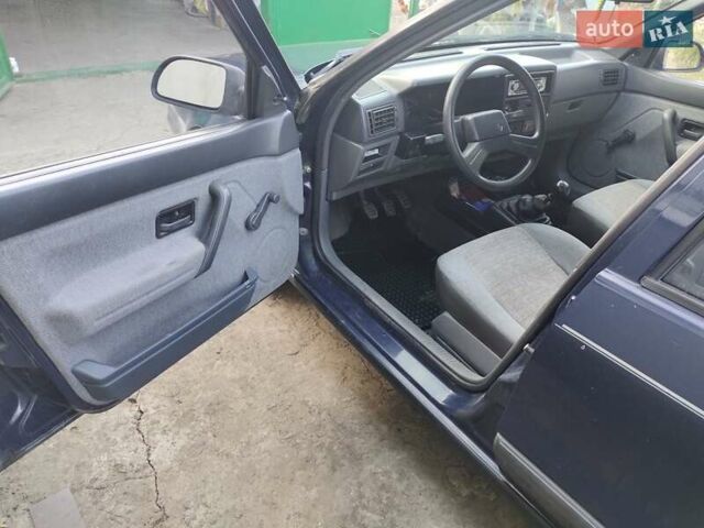 Синій Рено 19, об'ємом двигуна 1.4 л та пробігом 260 тис. км за 2100 $, фото 3 на Automoto.ua