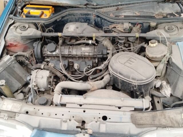 Синий Рено 19, объемом двигателя 1 л и пробегом 45 тыс. км за 359 $, фото 6 на Automoto.ua