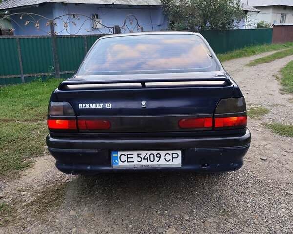 Синий Рено 19, объемом двигателя 1.7 л и пробегом 220 тыс. км за 1050 $, фото 8 на Automoto.ua