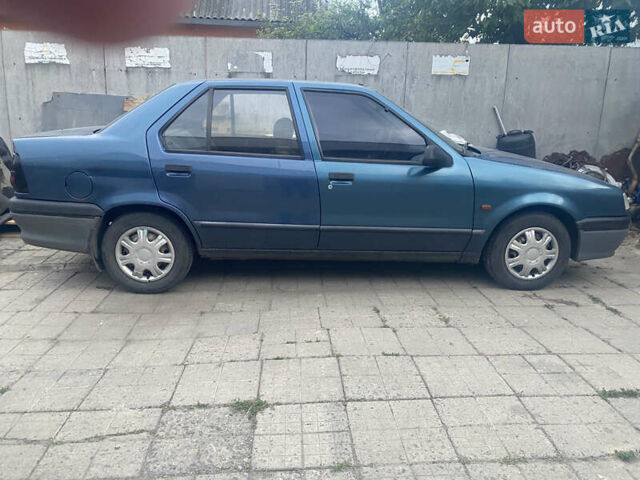 Синий Рено 19, объемом двигателя 1.4 л и пробегом 278 тыс. км за 1400 $, фото 4 на Automoto.ua