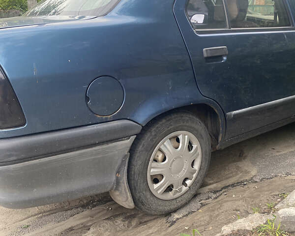Синий Рено 19, объемом двигателя 1.4 л и пробегом 278 тыс. км за 1400 $, фото 24 на Automoto.ua