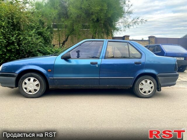 Синий Рено 19, объемом двигателя 1.4 л и пробегом 0 тыс. км за 1600 $, фото 1 на Automoto.ua