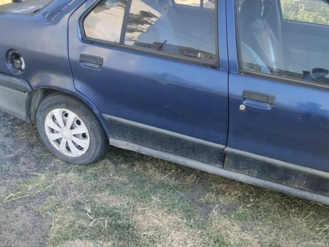 Синий Рено 19, объемом двигателя 1.4 л и пробегом 237 тыс. км за 1800 $, фото 3 на Automoto.ua