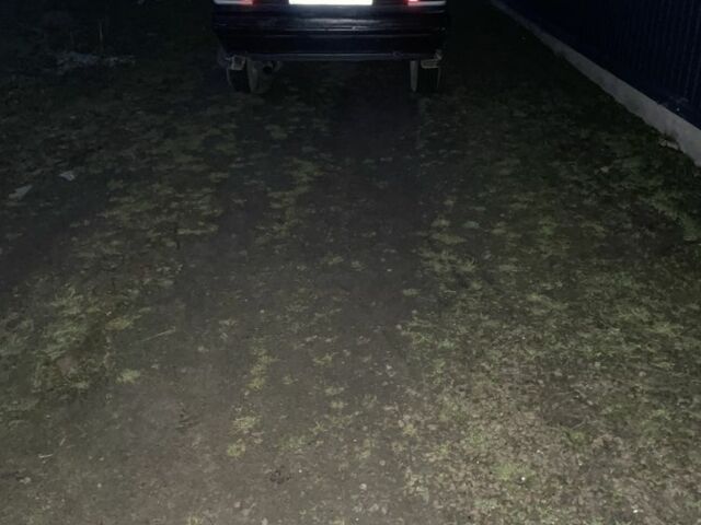 Синий Рено 19, объемом двигателя 1.8 л и пробегом 300 тыс. км за 497 $, фото 2 на Automoto.ua