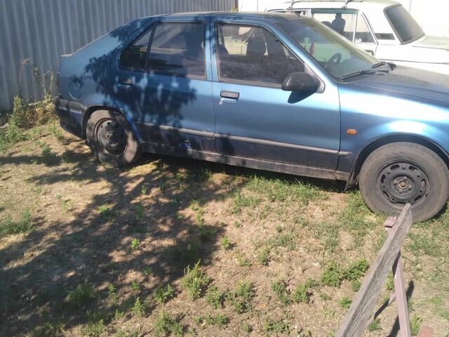 Синий Рено 19, объемом двигателя 0 л и пробегом 222 тыс. км за 500 $, фото 3 на Automoto.ua