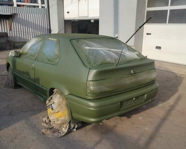 Зеленый Рено 19, объемом двигателя 1.39 л и пробегом 350 тыс. км за 400 $, фото 2 на Automoto.ua