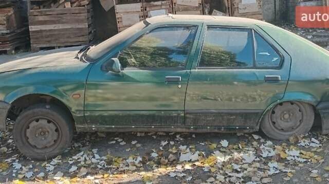 Зеленый Рено 19, объемом двигателя 1.7 л и пробегом 264 тыс. км за 800 $, фото 1 на Automoto.ua