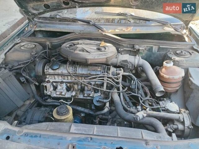 Зеленый Рено 19, объемом двигателя 1.7 л и пробегом 264 тыс. км за 800 $, фото 4 на Automoto.ua