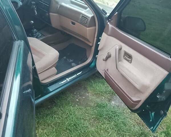 Зелений Рено 19, об'ємом двигуна 1.7 л та пробігом 285 тис. км за 2300 $, фото 2 на Automoto.ua