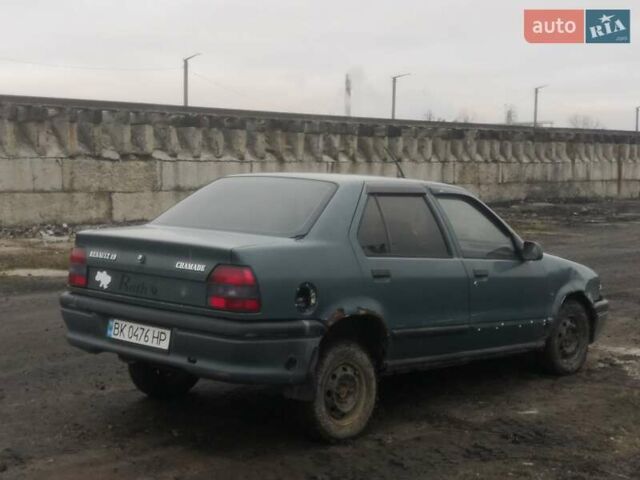 Зеленый Рено 19, объемом двигателя 1.4 л и пробегом 300 тыс. км за 500 $, фото 3 на Automoto.ua