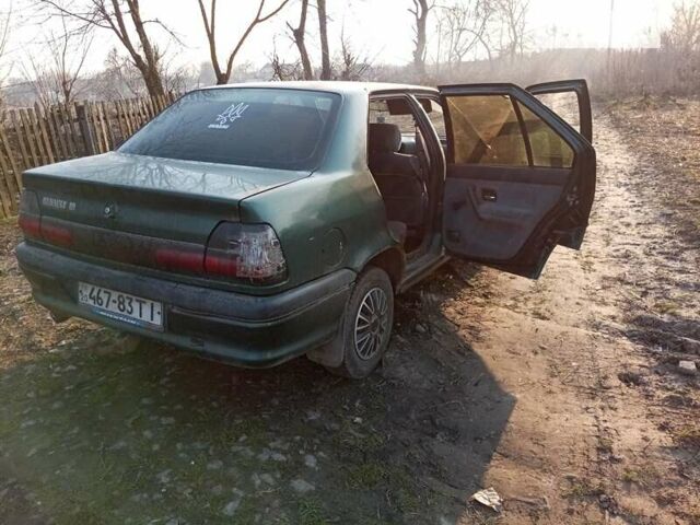 Зелений Рено 19, об'ємом двигуна 1.8 л та пробігом 385 тис. км за 1400 $, фото 9 на Automoto.ua