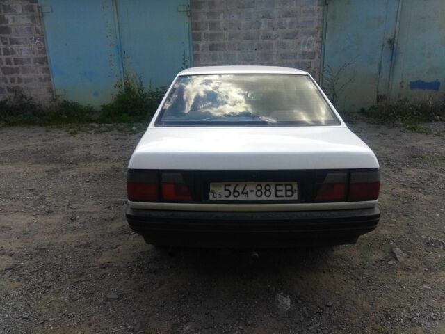 Білий Рено 21, об'ємом двигуна 1.7 л та пробігом 280 тис. км за 775 $, фото 1 на Automoto.ua