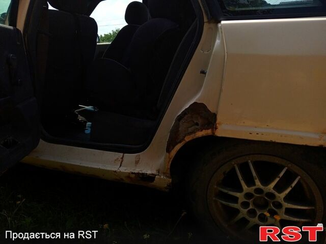 Бежевый Рено 21, объемом двигателя 2.1 л и пробегом 0 тыс. км за 450 $, фото 3 на Automoto.ua