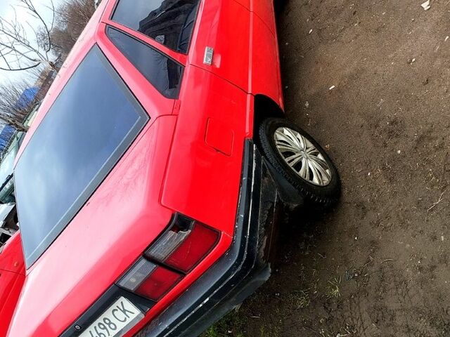 Красный Рено 21, объемом двигателя 20 л и пробегом 234 тыс. км за 1200 $, фото 3 на Automoto.ua