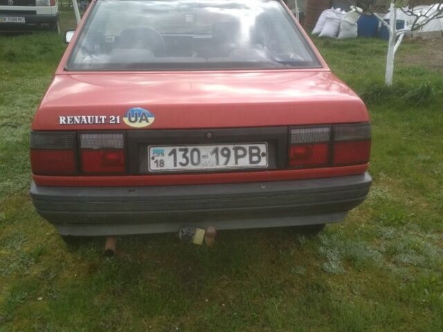 Красный Рено 21, объемом двигателя 0 л и пробегом 222 тыс. км за 550 $, фото 13 на Automoto.ua