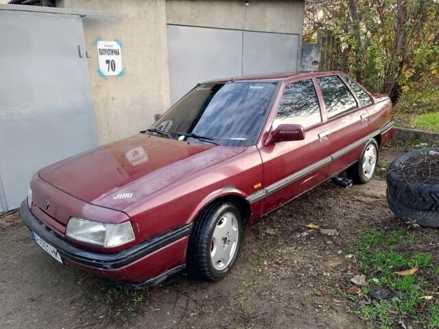 Красный Рено 21, объемом двигателя 1.7 л и пробегом 350 тыс. км за 1426 $, фото 5 на Automoto.ua