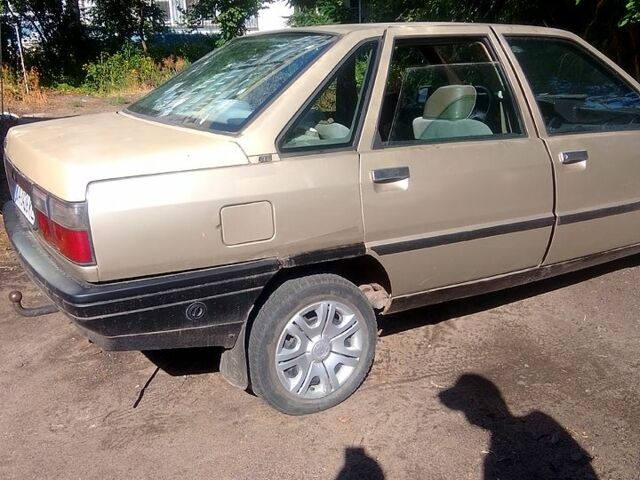 Рено 21, объемом двигателя 1.8 л и пробегом 0 тыс. км за 800 $, фото 2 на Automoto.ua