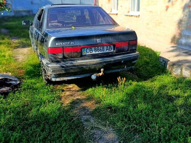 Рено 21, объемом двигателя 1.7 л и пробегом 0 тыс. км за 1000 $, фото 2 на Automoto.ua