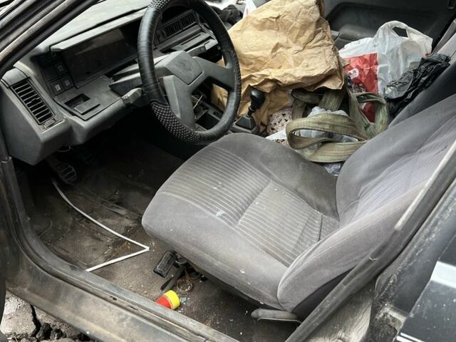 Сірий Рено 21, об'ємом двигуна 1.7 л та пробігом 199 тис. км за 500 $, фото 3 на Automoto.ua