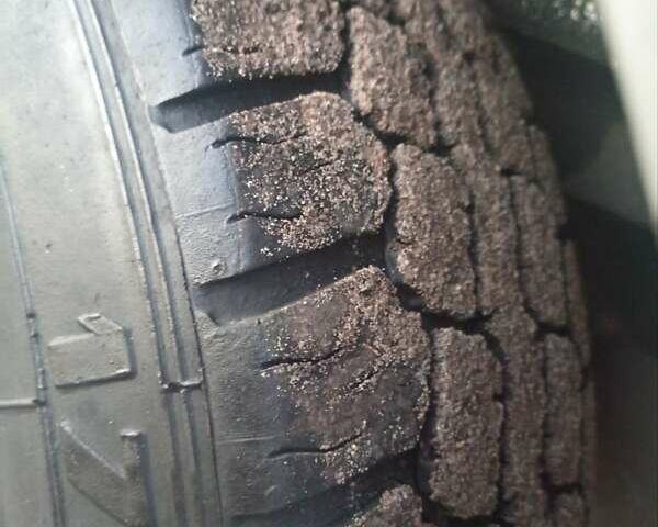 Серый Рено 21, объемом двигателя 1.7 л и пробегом 216 тыс. км за 899 $, фото 9 на Automoto.ua