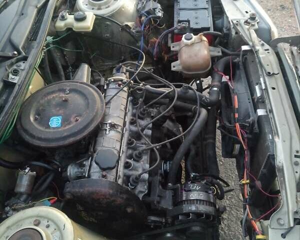 Серый Рено 21, объемом двигателя 1.7 л и пробегом 216 тыс. км за 999 $, фото 29 на Automoto.ua