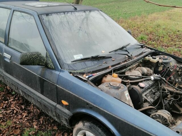 Серый Рено 21, объемом двигателя 1.7 л и пробегом 350 тыс. км за 550 $, фото 7 на Automoto.ua